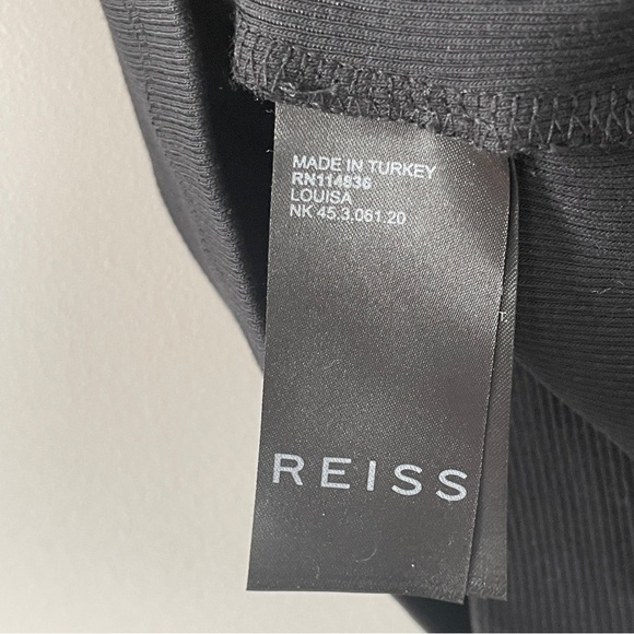 Reiss Louisa Crew Neck Ribbed Cami Tank Vest Top Black XS - Picture 9 of 10